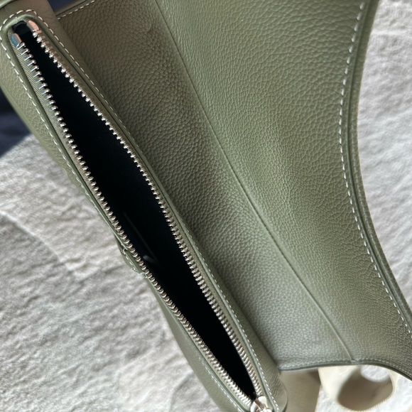 Saddle Bag
Khaki Grained Calfskin - Picture 9 of 16